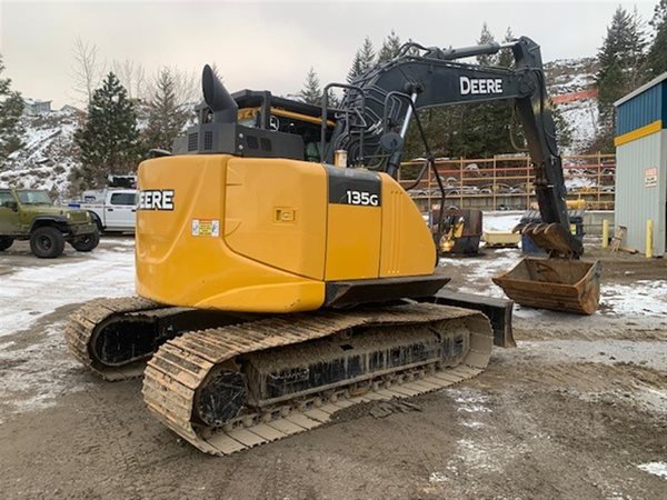 2019 DEERE 135G MD0056923