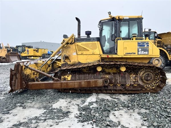 2016 KOMATSU D65PX-17 MD0054144