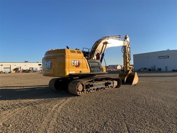 2023 CATERPILLAR 352 5025