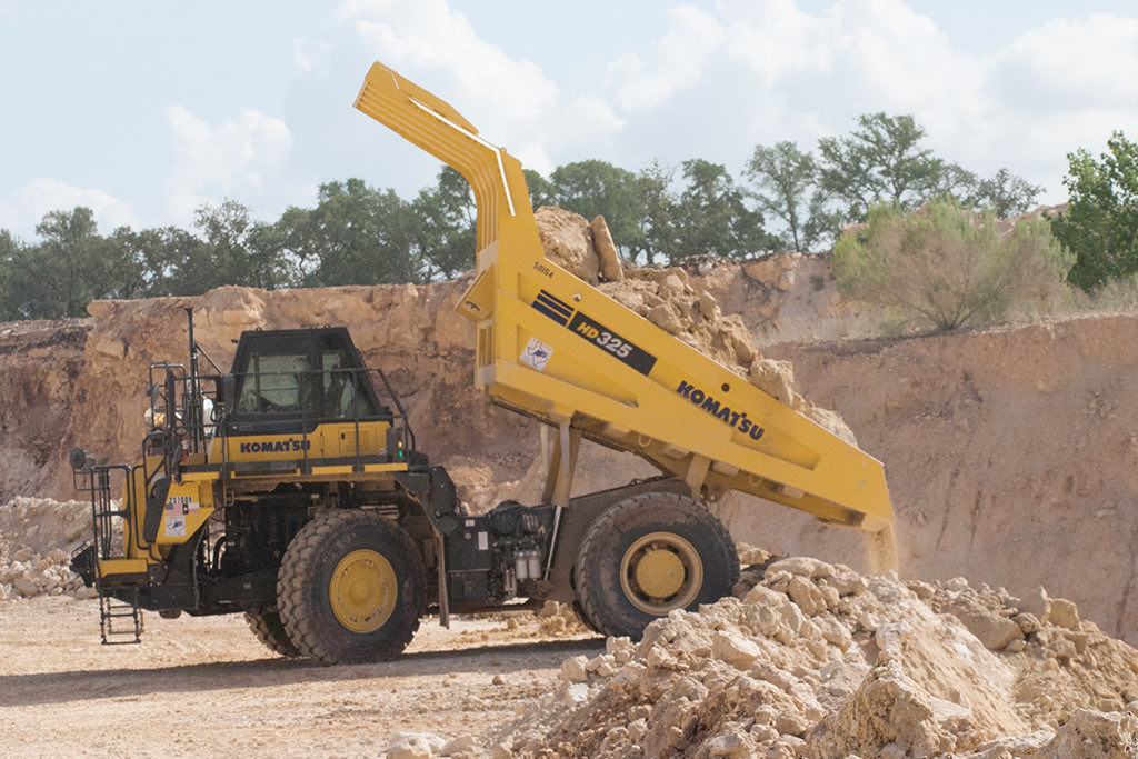 Komatsu HD325-8 Specs | SMS Equipment