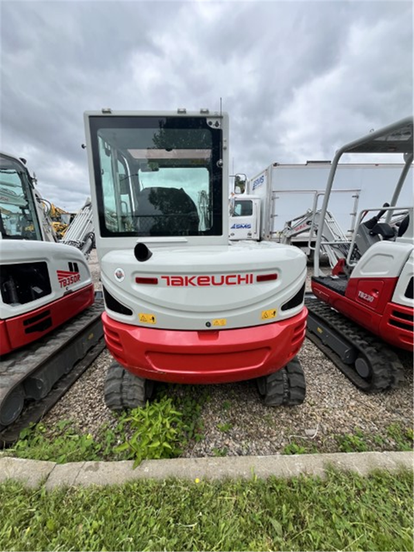 2023 TAKEUCHI TB240CRA MD0055077