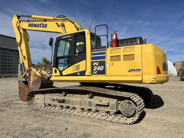 2017 KOMATSU PC240LC-11 MD0055273