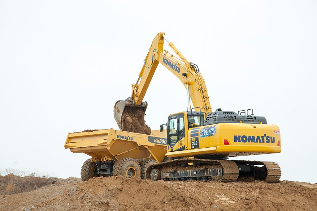 Komatsu HB365LC-3 Hybrid Specs | SMS Equipment