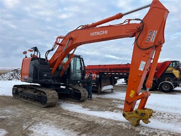 2018 HITACHI ZX225US-6 MD0054243