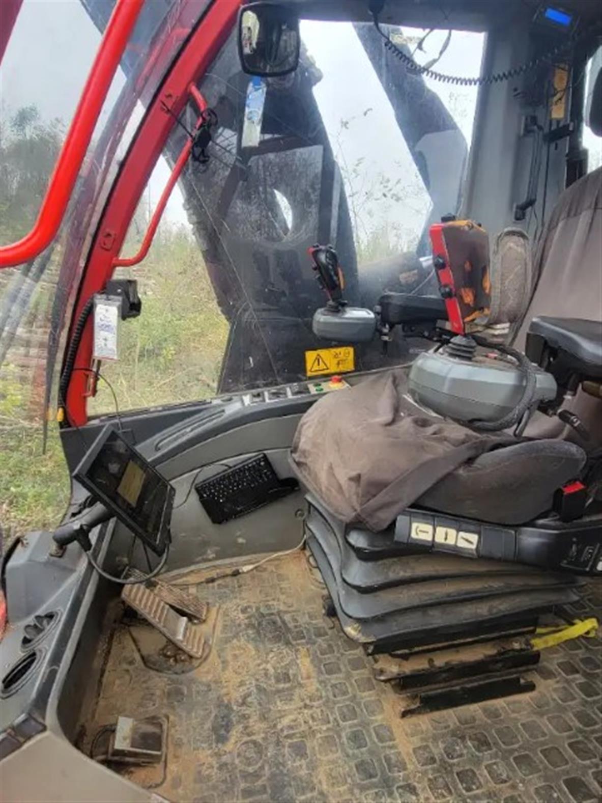 Used Komatsu 901 Forwarders For Sale – CONSIGNED 3200596400