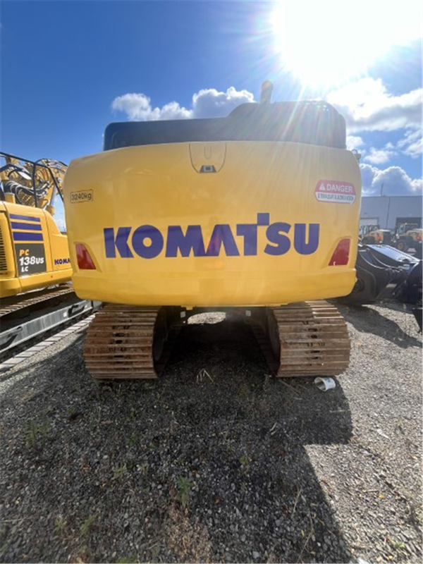 2022 KOMATSU PC170LC-11 MD0055827