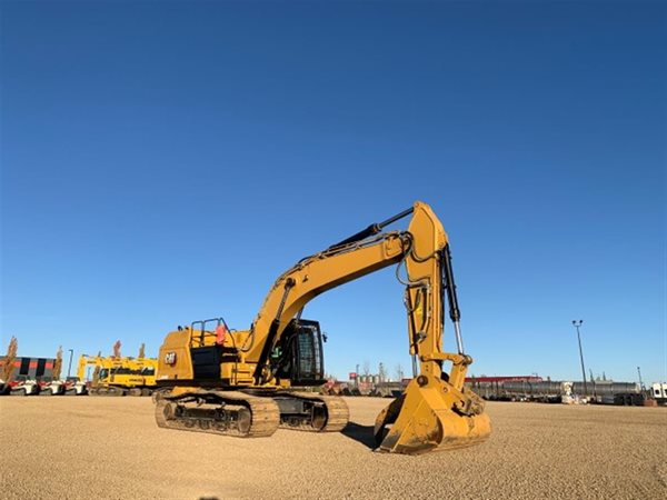 2023 CATERPILLAR 352 5025