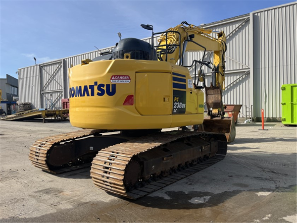 2019 Komatsu PC238USLC-11 5090