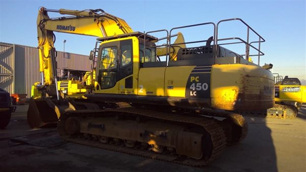 2018 Komatsu PC450LC-8 4943